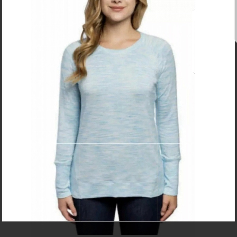 NWT Champion Elite light blue and white top-sz.L